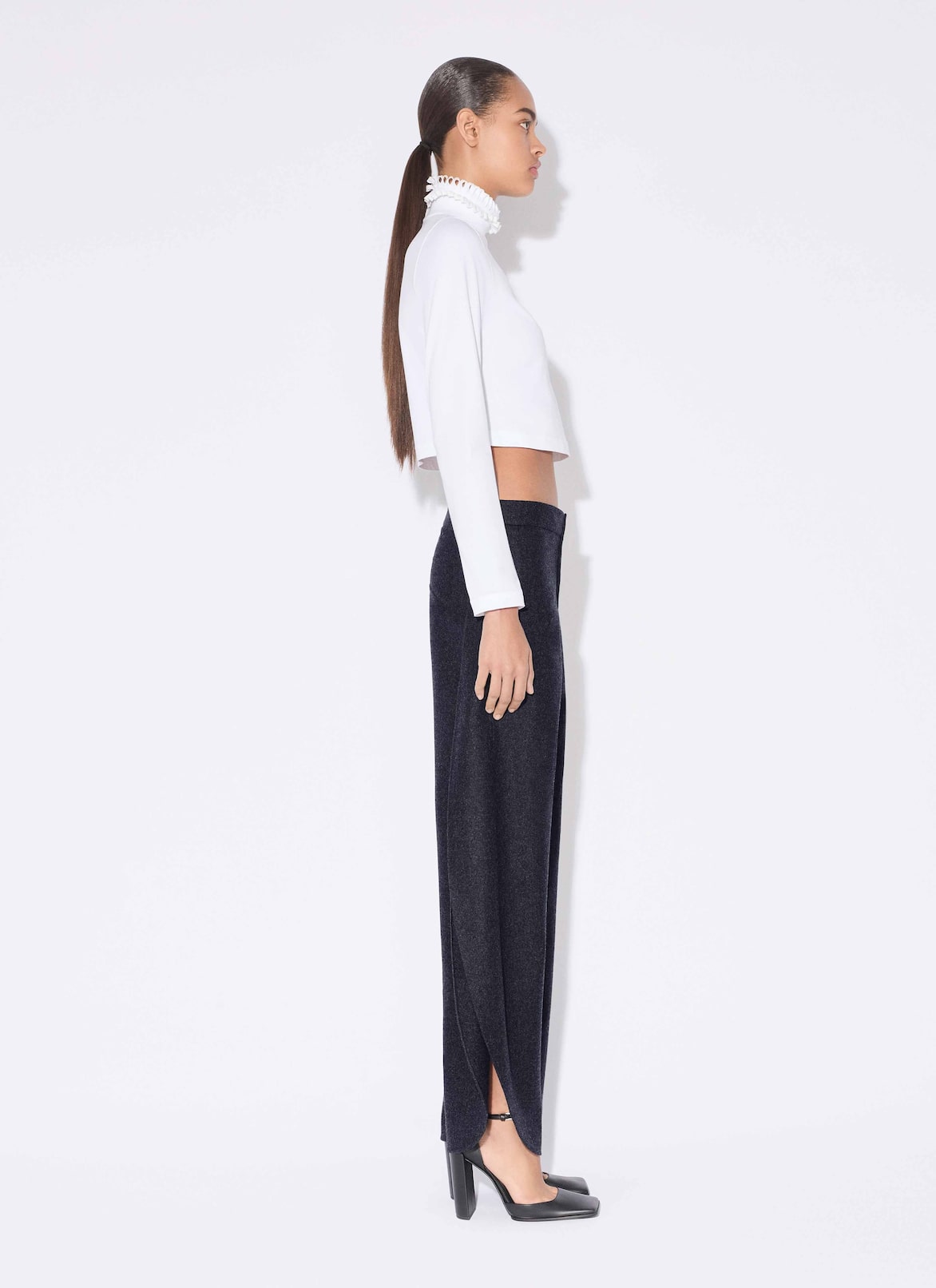 COTTON JERSEY CROPPED T-SHIRT ALAÏA WHITE COTTON JERSEY CROPPED T-SHIRT